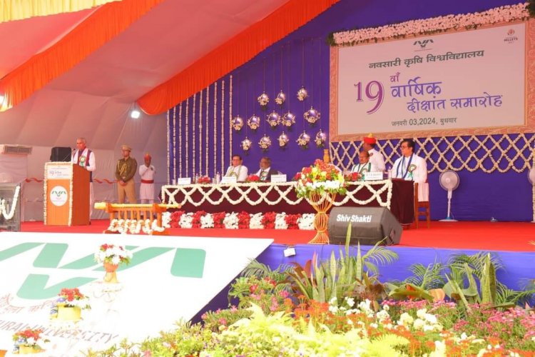 The 19th Annual Convocation of Navsari Agricultural University was held today (January 3, 2024), in the esteemed presence of the Hon’ble Governor of Gujarat and Chancellor of the University, Shri Acharya Devvrat ji, who presided over the function as President. 