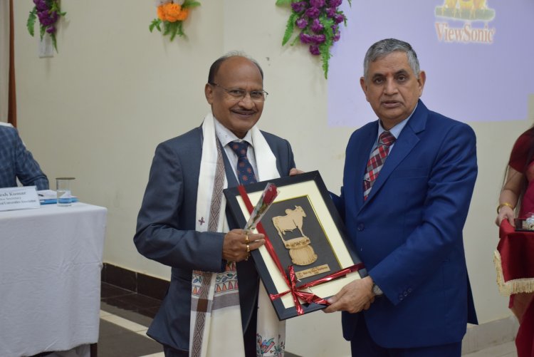 Hon'ble Vice-Chancellor, Dr. Z. P. Patel, graciously participated as a Special Invitee in the Executive Committee meeting of the Indian Agricultural Universities Association (IAUA), held in BASU, Patna, on January 6, 2024. 