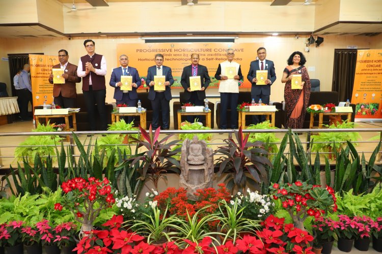 Progressive Horticulture Conclave (PHC)-2024 on ‘Horticultural Technologies for Self-Reliant India’, organised by Navsari Agricultural University in collaboration with Indian Society for Horticultural Research & Development, Uttarakhand, India was inaugurated by Hon’ble Vice Chancellor Dr. Z. P. Patel on January 18, 2024.