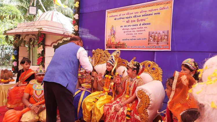 The auspicious occasion of ‘Pran-Pratishtha of Shri Ram at Ayodhya’ was celebrated at NAU Navsari by organizing a spirited ‘Shri Ram Utsav’ within the serene surroundings of the ‘Kameshwar Mahadev temple’ of campus today (January 22, 2024)