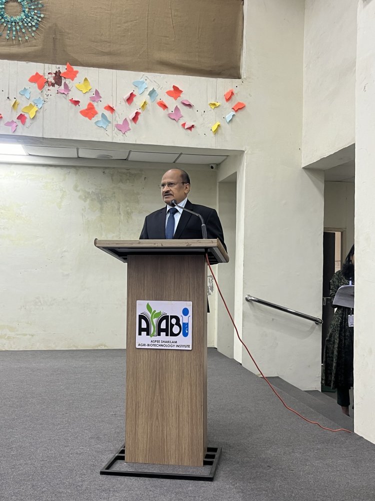 Hon’ble Vice Chancellor, Dr. Z. P. Patel inaugurated first of its kind in state, Gujarat State Biotechnology Mission (GSBTM) sponsored “15-Day Intensive Crash Workshop for ICAR-AIEEA-PG and other Biotechnology Related Examinations” on January 23, 2024, at the ASPEE Shakilam Biotechnology Institute, Surat. 