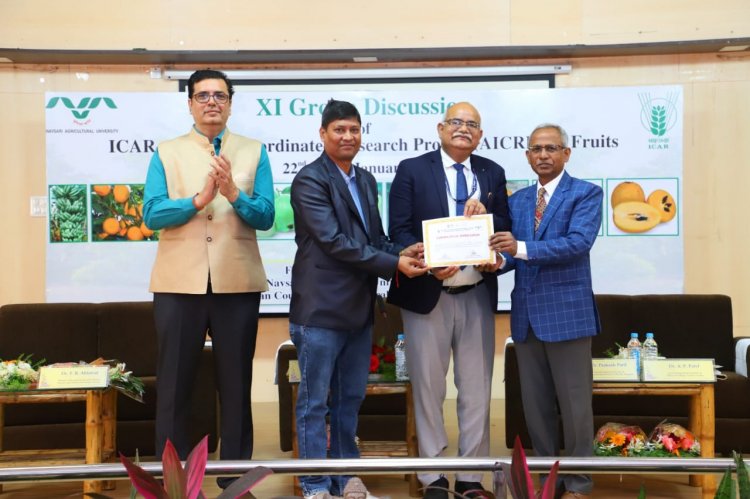 For the fourth consecutive time, the Fruits Research Station, Gandevi has been honored with the 'Best Centre Award' for its exceptional contributions in 2022-23.