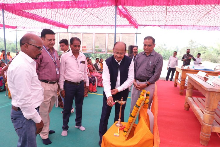  A ‘Khedut Din' was organized by Niger Research Station, Vanarasi on under the AICRP-Tribal Sub Plan (TSP) on February 05, 2024 in the esteemed presence of Hon'ble Vice-Chancellor Dr. Z. P. Patel along with Dr. V. R. Naik, ADR and the scientists of the centre.