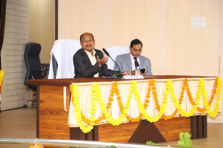 Hon’ble Vice-chancellor Dr. Z. P Patel chaired 2 sessions during the 74th Annual Conference of the Indian Society of Agricultural Statistics (ISAS)