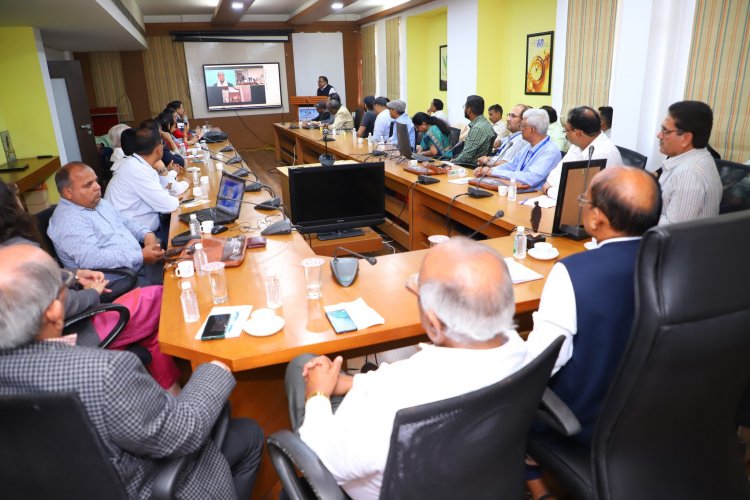 Hon’ble Vice-chancellor Dr. Z. P Patel chaired 2 sessions during the 74th Annual Conference of the Indian Society of Agricultural Statistics (ISAS)