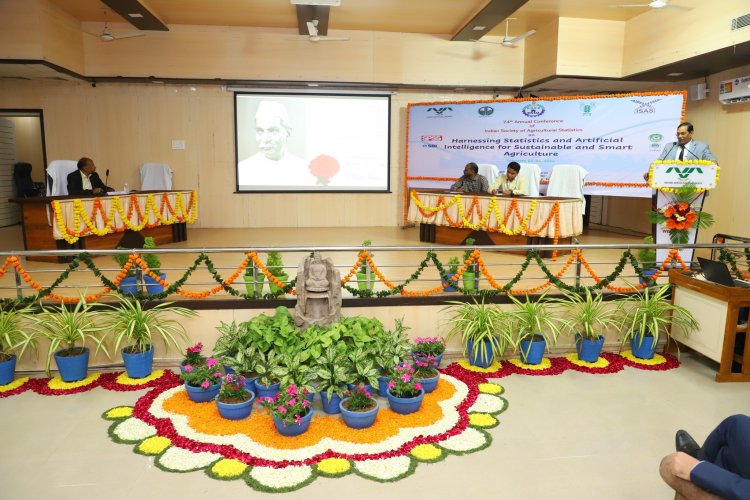 Hon’ble Vice-chancellor Dr. Z. P Patel chaired 2 sessions during the 74th Annual Conference of the Indian Society of Agricultural Statistics (ISAS)