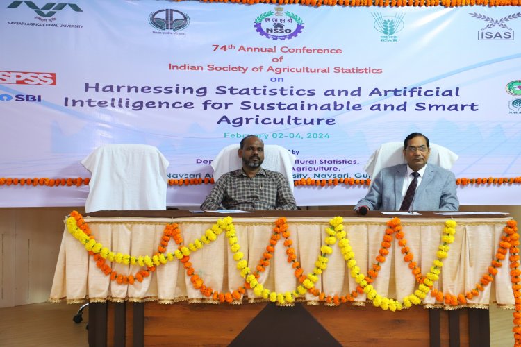 Hon’ble Vice-chancellor Dr. Z. P Patel chaired 2 sessions during the 74th Annual Conference of the Indian Society of Agricultural Statistics (ISAS)