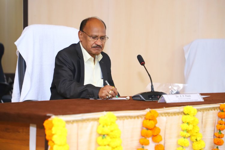 Hon’ble Vice-chancellor Dr. Z. P Patel chaired 2 sessions during the 74th Annual Conference of the Indian Society of Agricultural Statistics (ISAS)