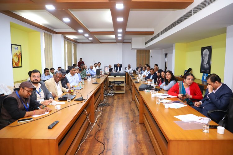 Hon’ble Vice-chancellor Dr. Z. P Patel chaired 2 sessions during the 74th Annual Conference of the Indian Society of Agricultural Statistics (ISAS)