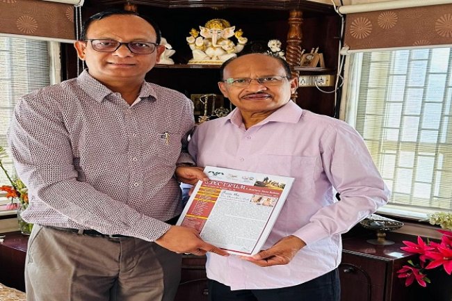 Hon’ble Vice-Chancellor Dr. Z. P. Patel received 1st copy of SPECTRUM (Quarterly News Bulletin of NAU)