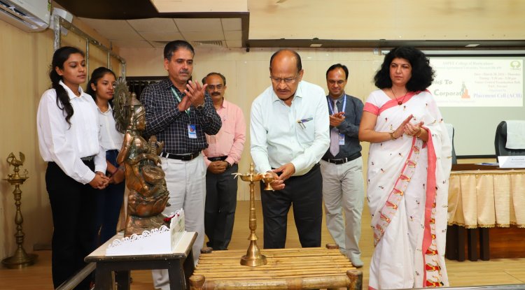 Hon’ble Vice-Chancellor Dr. Z. P. Patel presided over the inaugural function of the Campus-to-Corporate 2024 program at ASPEE College of Horticulture on March 28, 2024.