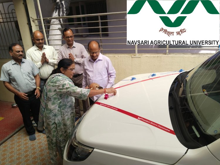 Hon’ble Vice-Chancellor Dr. Z. P. Patel along with Dr. Harshaben Z. Patel performed the ‘Vahan Puja’ of the newly purchased vehicle (Bolero Neo 10) at ASPEE Shakilam Biotechnology Institute, Surat on March 15, 2024.