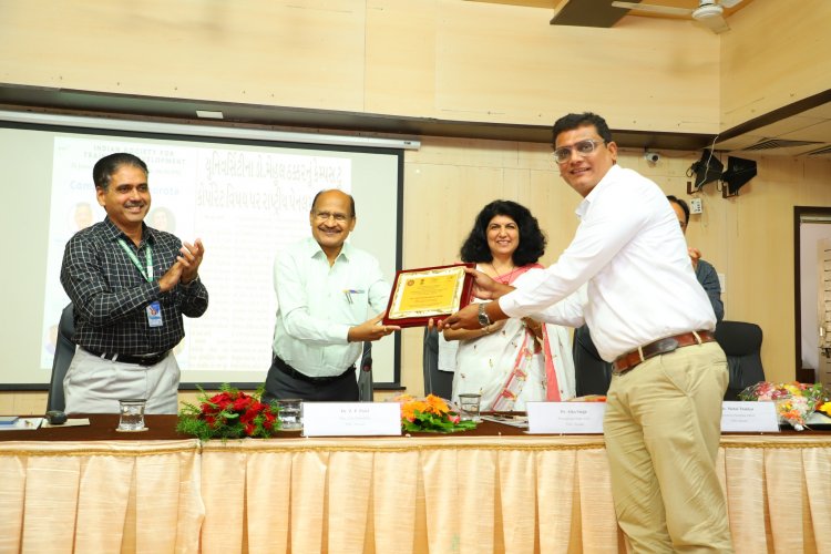 Hon’ble Vice-Chancellor Dr. Z. P. Patel extended his felicitations to Dr. J. M. Vashi and Dr. Sandip Massaye for their remarkable achievement in receiving the esteemed 'Best NSS Officers award at state level' bestowed by the Education Department and State NSS Cell CHE, Government of Gujarat.