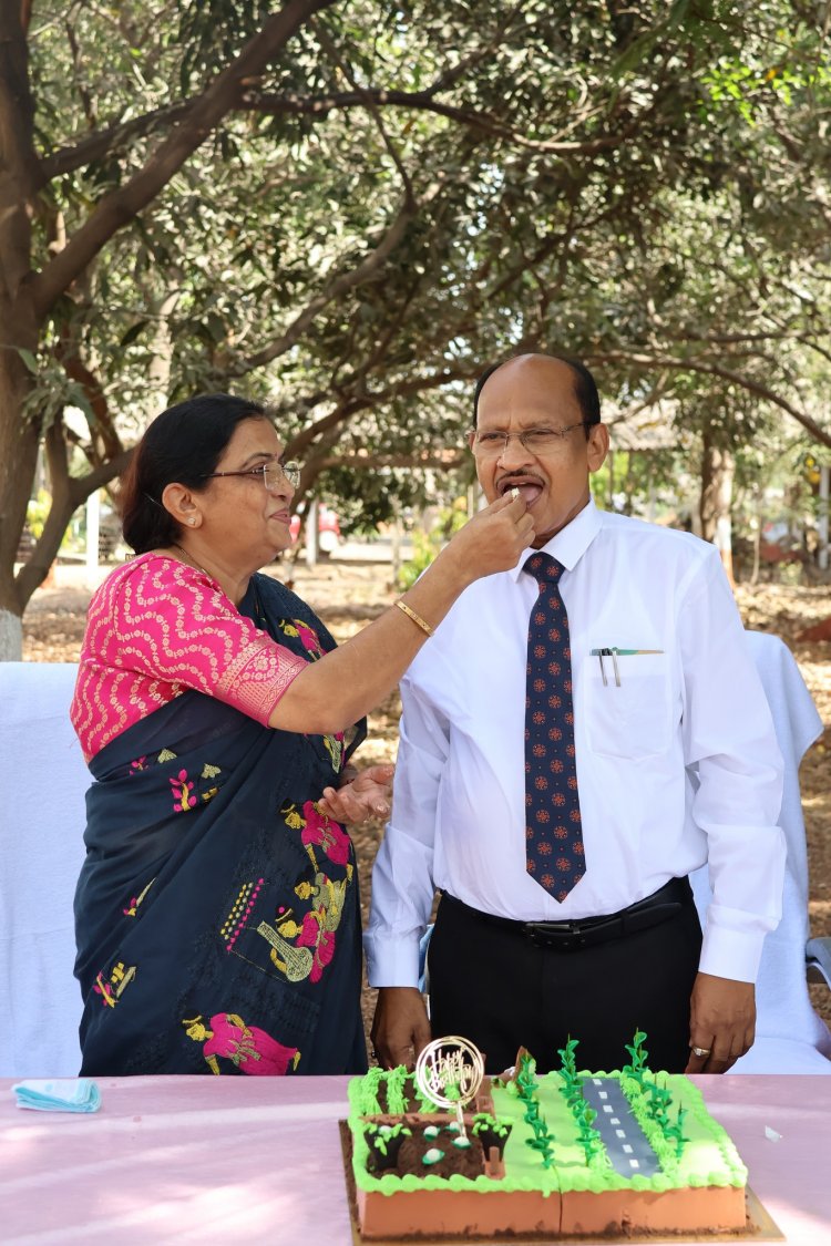 Rubber Plants Corridor was planned and commissioned in Navsari Agricultural University by the Hon’ble Vice-Chancellor Dr. Z. P. Patel on April 02, 2024.