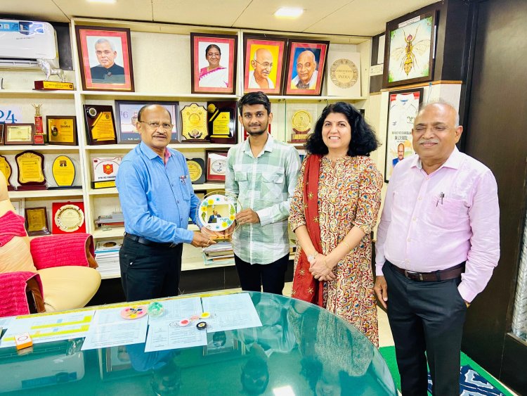 Hon’ble Vice-Chancellor Dr. Z. P. Patel congratulated and appreciated the budding entrepreneur Mr. Parth M. Mangroliya, student of M.Sc.Horticulture (Floriculture and Landscaping), ASPEE College of Horticulture for his novel venture on dry flower products.