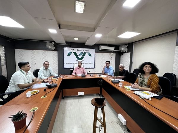 Hon’ble Vice-Chancellor Dr. Z. P. Patel chaired the 25th Finance committee Meeting of Navsari Agricultural University organized by Office of The Comptroller, on May 27, 2024.