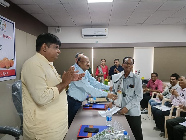 On June 11, 2024, Krishi Vigyan Kendra (KVK), Surat and the Department of Horticulture, Surat jointly organized the "Mango Festival," a dynamic event dedicated to enhance the knowledge and practices in mango cultivation.