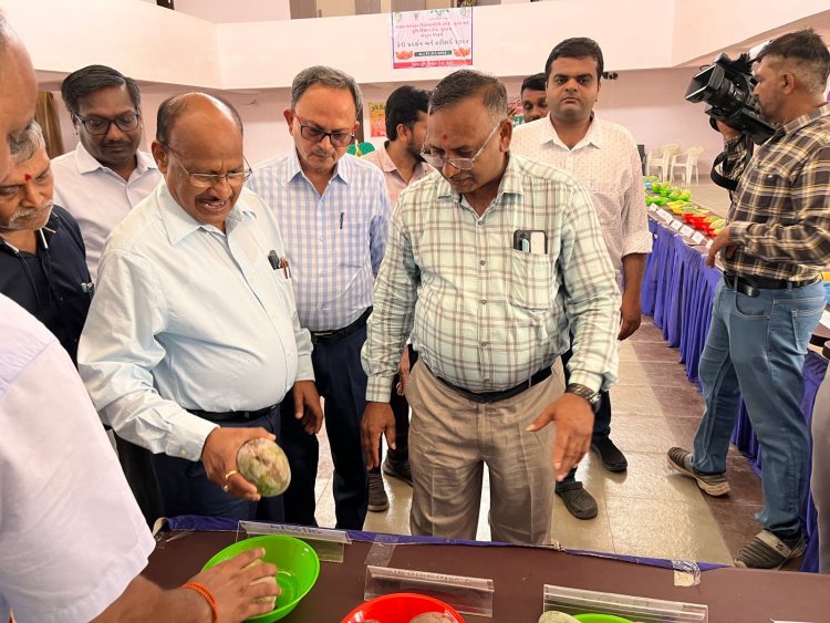 On June 11, 2024, Krishi Vigyan Kendra (KVK), Surat and the Department of Horticulture, Surat jointly organized the "Mango Festival," a dynamic event dedicated to enhance the knowledge and practices in mango cultivation.