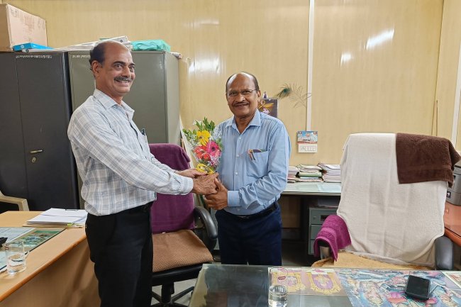 Hon'ble Vice-Chancellor Dr. Z. P. Patel visited the Regional Cotton Research Station, Bharuch on June 24, 2024