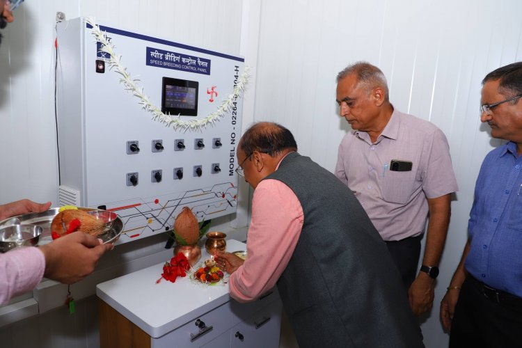 Hon’ble Vice-Chancellor Dr. Z. P. Patel inaugurated the cutting-edge Speed Breeding Setup at Main Rice Research Centre, Navsari on June 19, 2024.