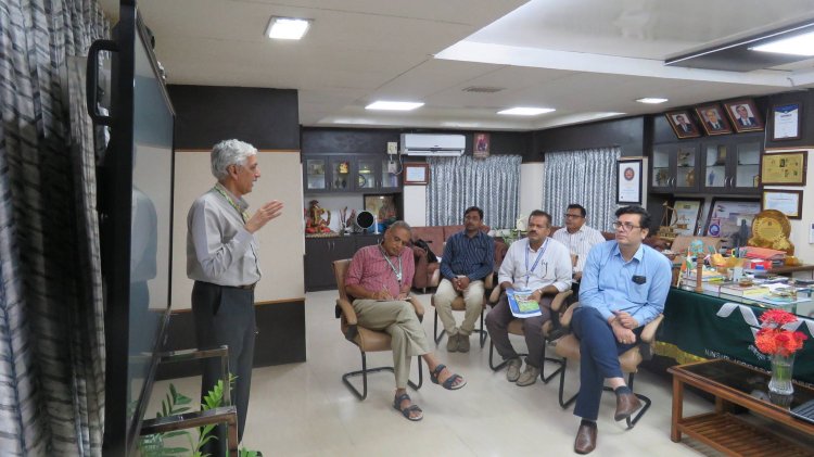 Shri K.N. Vyas, DAE Homi Bhabha Chair Professor (Former Chairman, AEC & Secretary, DAE) visited NAU, Navsari on June 20, 2024 and had a meeting with Hon’ble Vice-Chancellor Dr. Z. P. Patel. 