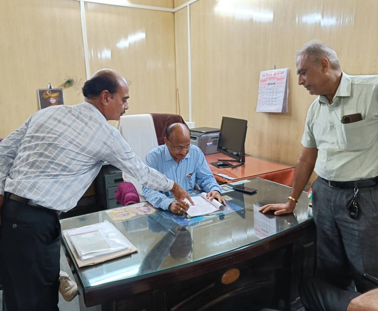 Hon'ble Vice-Chancellor Dr. Z. P. Patel visited the Regional Cotton Research Station, Bharuch on June 24, 2024