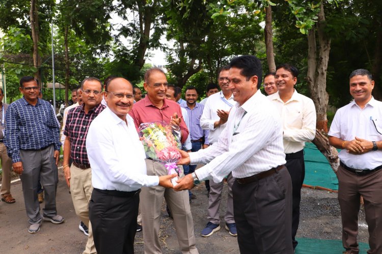 Hon'ble Vice-Chancellor Dr. Z. P. Patel, inaugurated the Central Tissue Culture Lab located at RVKY Building, ASPEE College of Horticulture, Navsari on June 9, 2024.