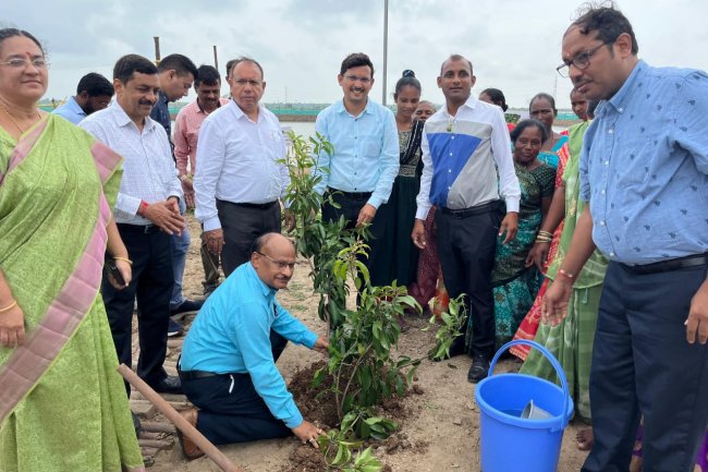 Research Centre of ICAR-CIBA, Navsari implemented an Integrated Aqua-Agri-Poultry-Goat Farming Unit at Sultanpur Village in Navsari District, on 23rd August, 2024 under the Scheduled Tribe Component (STC) for coastal tribal communities.