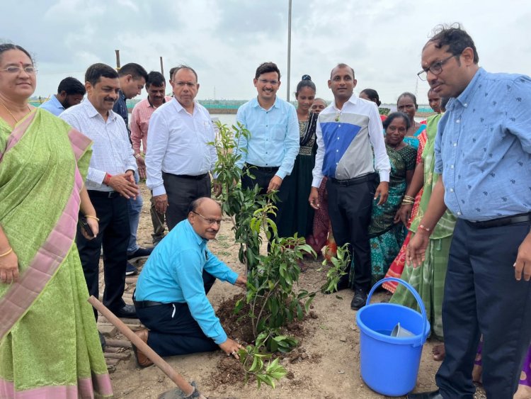 Research Centre of ICAR-CIBA, Navsari implemented an Integrated Aqua-Agri-Poultry-Goat Farming Unit at Sultanpur Village in Navsari District, on 23rd August, 2024 under the Scheduled Tribe Component (STC) for coastal tribal communities.