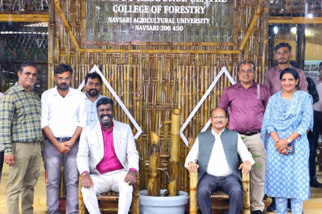 Celebrating a week-long training program on bamboo.