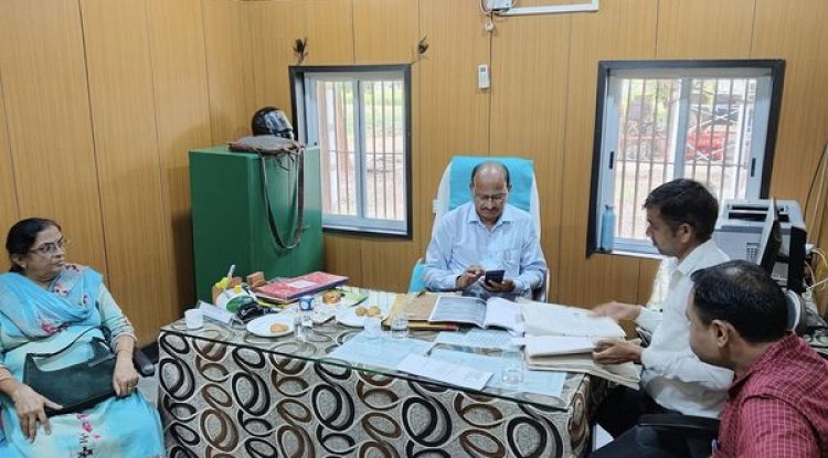 Hon’ble Vice-Chancellor visited Cotton Wilt Breeding Station, Hansot 
