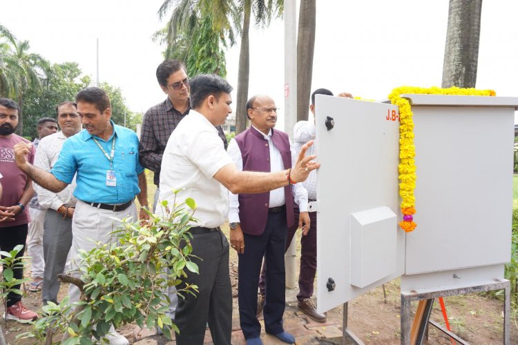 Hon'ble Vice-Chancellor Dr. Z. P. Patel, inaugurated the “UNDERGROUND FIBRE OPTIC CABLE NETWORK (12 km)” at Main Campus of NAU Navsari on August 31, 2024.