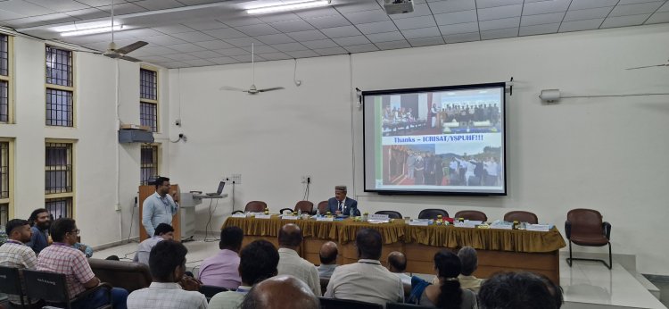 A Quinquennial Review Team (QRT) of All India Coordinated Research Project on Honey Bees & Pollinators, ICAR, New Delhi visited at NAU, Navsari recently.