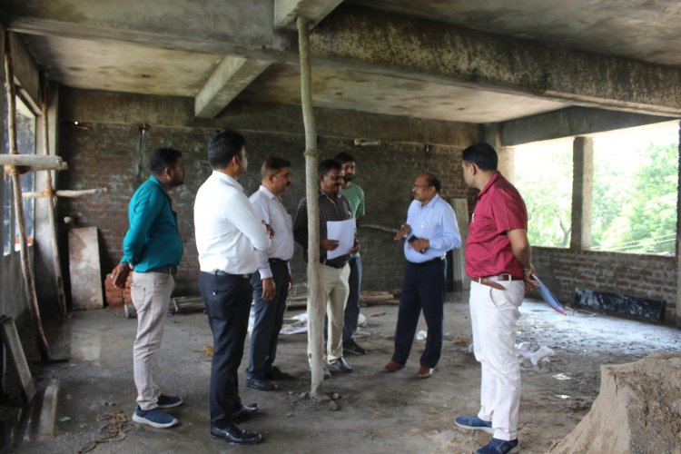 Hon’ble Vice-Chancellor visited Agricultural Research Station, Tanchha