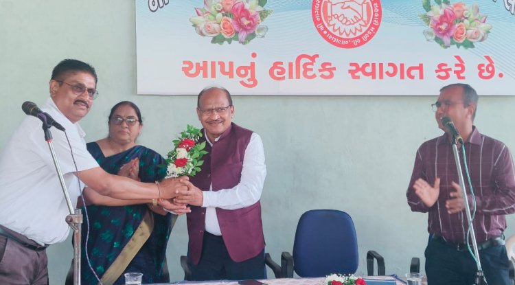 Kheduth Shibir organized by the Nagdhara Co-operative Society