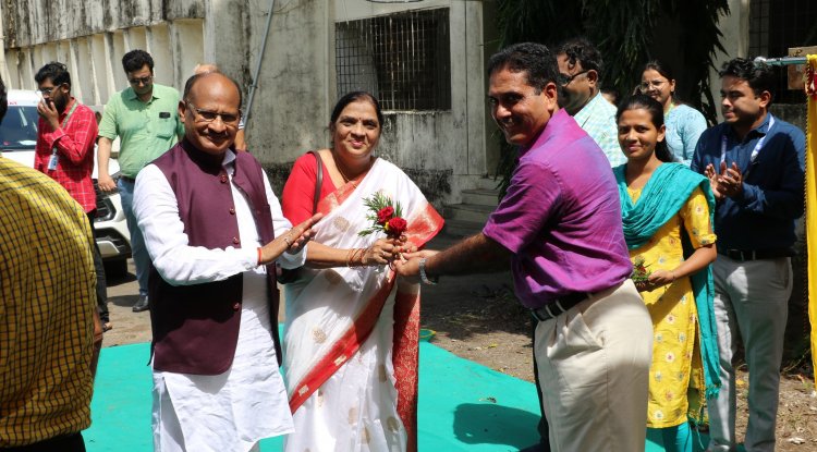 Hon'ble Vice-Chancellor Dr. Z. P. Patel laid the foundation stone of ‘IT-cum-Recreation Room for Girls’ at N. M. College of Agriculture, Navsari 