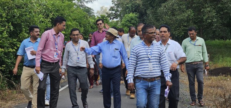 Hon'ble Vice-Chancellor Dr. Z. P. Patel visited the Regional Horticultural Research Station (RHRS), ACH, Navsari 