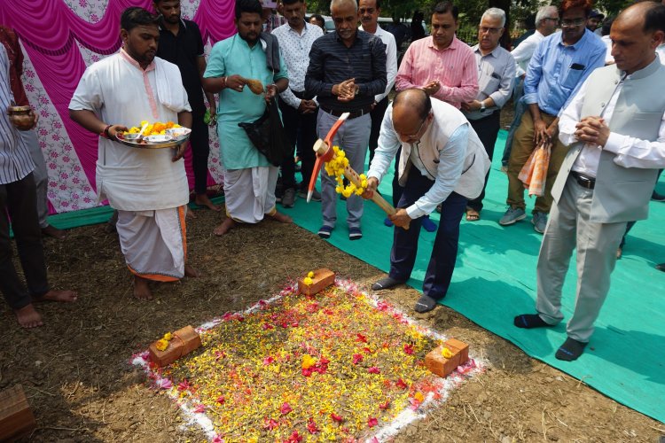 Hon’ble Vice-Chancellor Dr. Z. P. Patel inaugurated and laid the foundation stone for new facilities at the College of Agriculture (CoA), Bharuch 