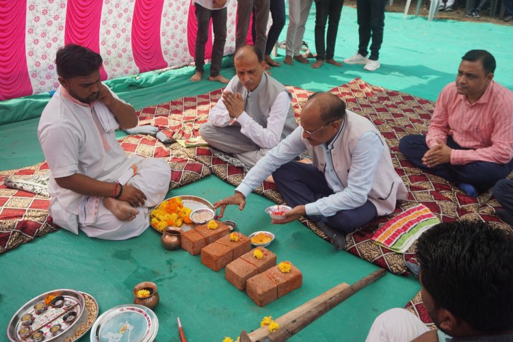 Hon’ble Vice-Chancellor Dr. Z. P. Patel inaugurated and laid the foundation stone for new facilities at the College of Agriculture (CoA), Bharuch 