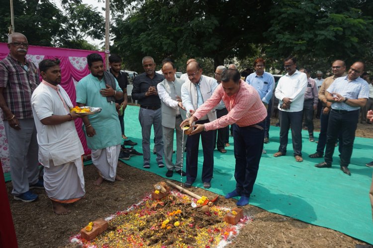 Hon’ble Vice-Chancellor Dr. Z. P. Patel inaugurated and laid the foundation stone for new facilities at the College of Agriculture (CoA), Bharuch 