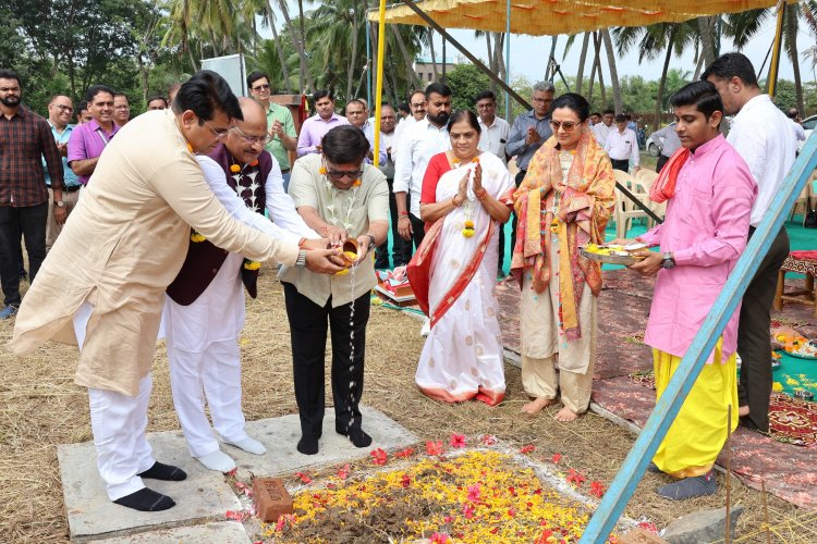 Hon’ble Vice-Chancellor Dr. Z. P. Patel laid the foundation stone for the ‘ASPEE Auditorium’ at NAU Navsari