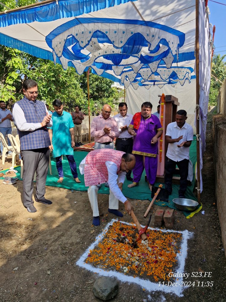 Hon'ble Vice-Chancellor Dr. Z. P. Patel laid the foundation stone of ‘Extension of Girls’ hostel’ at College of Agriculture, Waghai 