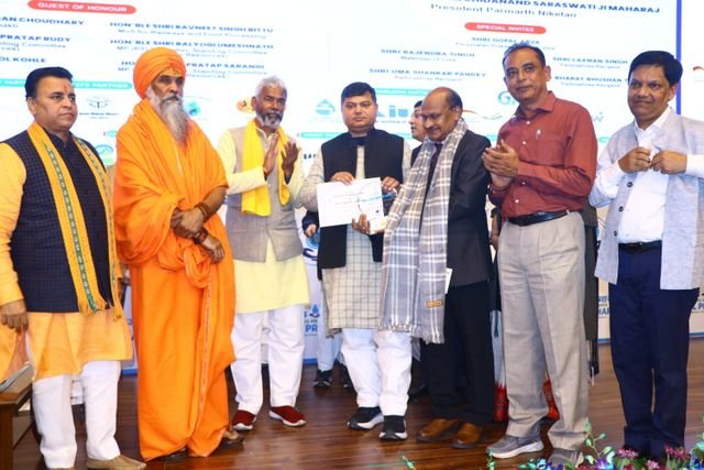 Hon’ble Vice-Chancellor Dr. Z. P. Patel Receives “Jal Prahari Samman” for Outstanding Contributions to Water Conservation