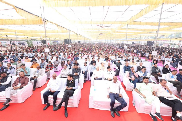 A three-days Mega Krushimela jointly organized by Navsari Agricultural University and SASMIRA, 