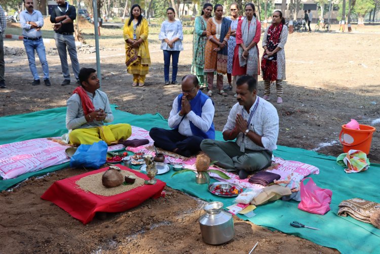 Gujarat’s first ever medium term seed conservation facility “Seed bank“ alongwith “seed storage godown"