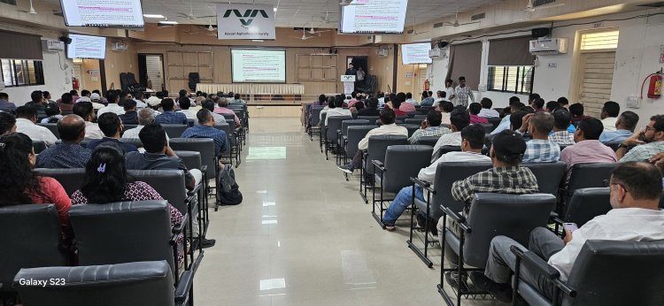 A training session on financial and information technology operations was held on April 21, 2025 