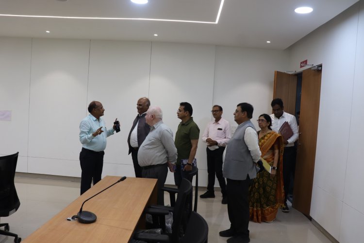A delegation comprising authorities and scientists from Kamdhenu University, Gandhinagar, visited Navsari Agricultural University (NAU).