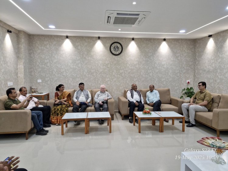 A delegation comprising authorities and scientists from Kamdhenu University, Gandhinagar, visited Navsari Agricultural University (NAU).