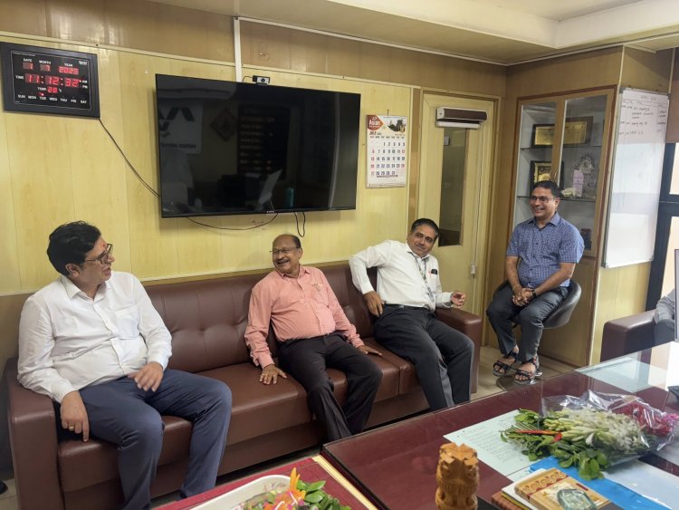 Hon'ble Vice-Chancellor Dr. Z. P. Patel congratulates Dr. H.R.Sharma 
