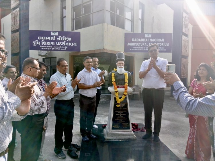 Tribute to able son of Navsari and Grand Old Man of India Shri Dadabhai Naoroji